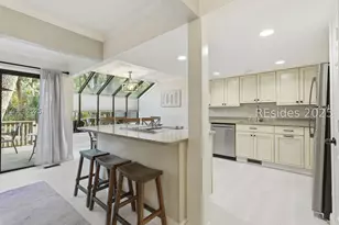 125 Shipyard Dr, Hilton Head Island, SC 29928 - Photo 18