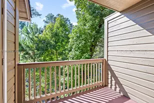 50 Yacht Cove Dr, Hilton Head Island, SC 29928 - Photo 20