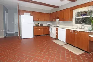 1 Tabby Rd, Hilton Head Island, SC 29928 - Photo 8