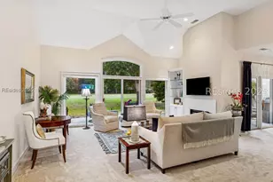 31 Toppin Dr, Hilton Head Island, SC 29926 - Photo 12