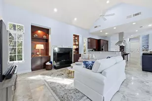 8 Fantail Ln, Hilton Head Island, SC 29926 - Photo 12