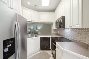 137 Cordillo Pkwy, Hilton Head Island, SC 29928 - Photo 4