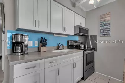 40 Folly Field Road #A215, Hilton Head Island, SC 29928 - Photo 18