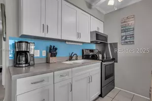 40 Folly Field Rd, Hilton Head Island, SC 29928 - Photo 18