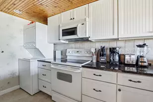 70 Paddle boat Ln, Hilton Head Island, SC 29928 - Photo 10