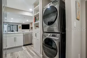 50 Yacht Cove Dr, Hilton Head Island, SC 29928 - Photo 2