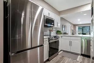 50 Yacht Cove Dr, Hilton Head Island, SC 29928 - Photo 12