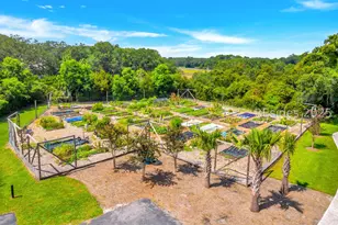 4 Heyward Pl, Hilton Head Island, SC 29928 - Photo 70