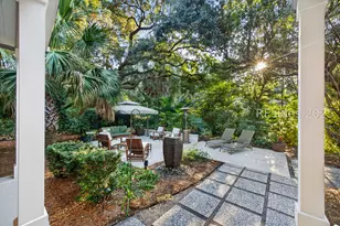 4 Heyward Pl, Hilton Head Island, SC 29928 - Photo 12