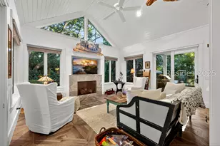 4 Heyward Pl, Hilton Head Island, SC 29928 - Photo 24