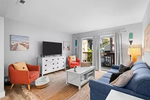 9 Tanglewood Dr, Hilton Head Island, SC 29928 - Photo 2