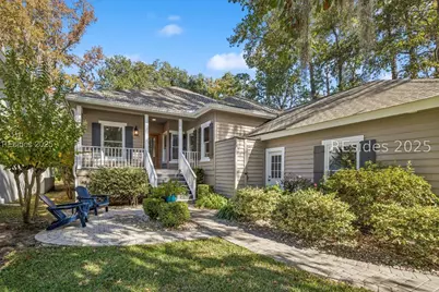 32 Wax Myrtle Court, Hilton Head Island, SC 29926 - Photo 2