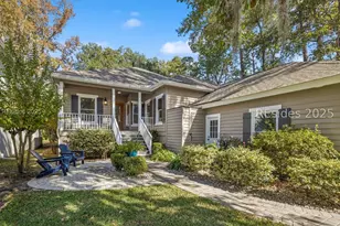 32 Wax Myrtle Ct, Hilton Head Island, SC 29926 - Photo 2