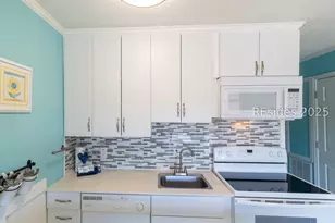 40 Folly Field Rd, Hilton Head Island, SC 29928 - Photo 6