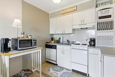 40 Folly Field Road #C236, Hilton Head Island, SC 29928 - Photo 24