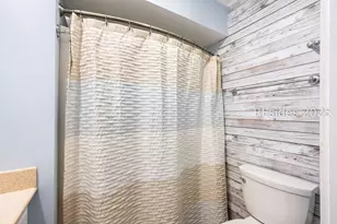 25 Deallyon Ave, Hilton Head Island, SC 29928 - Photo 16