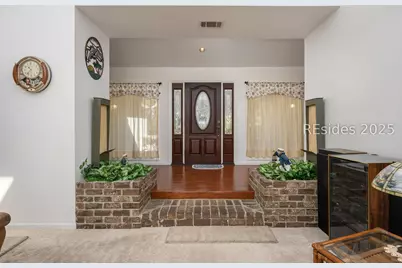 27 Barony Lane, Hilton Head Island, SC 29928 - Photo 10