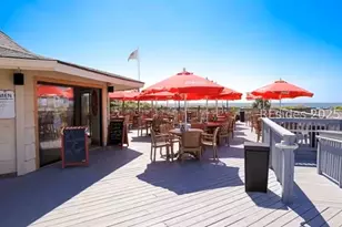 40 Folly Field Rd, Hilton Head Island, SC 29928 - Photo 32