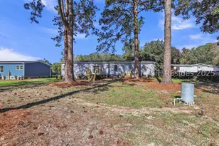 13 Vine St, Hilton Head Island, SC 29926 - Photo 40