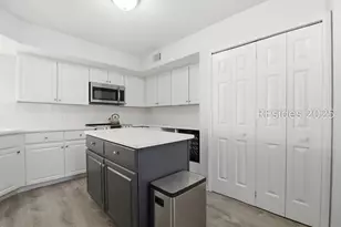 17 Lake Forest Dr, Hilton Head Island, SC 29928 - Photo 14