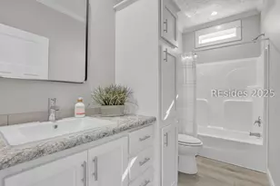 15 Vine St, Hilton Head Island, SC 29926 - Photo 38