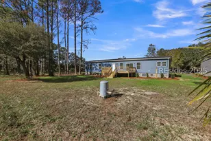 15 Vine St, Hilton Head Island, SC 29926 - Photo 42
