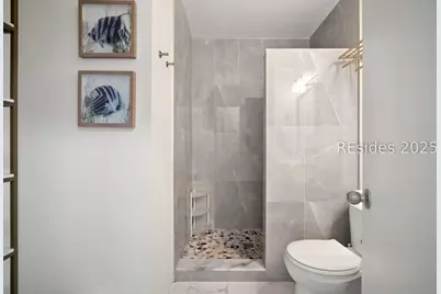 40 Folly Field Road #B205, Hilton Head Island, SC 29928 - Photo 6