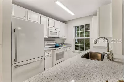 50 Pebble Beach Cove #APT B115, Bluffton, SC 29910 - Photo 8