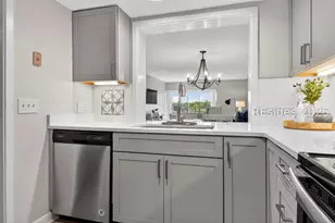 10 Lighthouse Rd, Hilton Head Island, SC 29928 - Photo 8