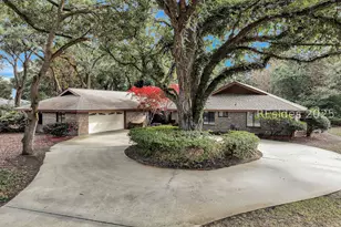 124 Coggins Point Rd, Hilton Head Island, SC 29928 - Photo 30
