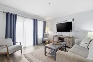 40 Folly Field Rd, Hilton Head Island, SC 29928 - Photo 4