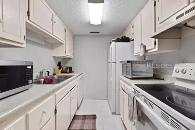 400 Wm Hilton Parkway #110, Hilton Head Island, SC 29926 - Photo 18