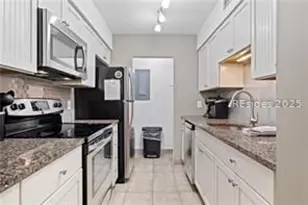 34 N Forest Beach Dr, Hilton Head Island, SC 29928 - Photo 14