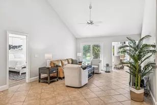 8 Rosebank Ln, Hilton Head Island, SC 29928 - Photo 10