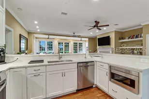 10 W Cottage Cir, Bluffton, SC 29910 - Photo 14