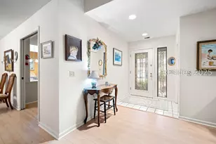 28 Oak Ct, Hilton Head Island, SC 29928 - Photo 6