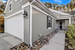 18 French Garden Ln, Bluffton, SC 29909 - Photo 2