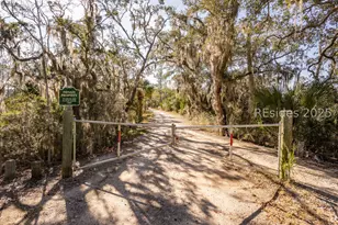 210 Old Plantation Dr, Beaufort, SC 29907 - Photo 76