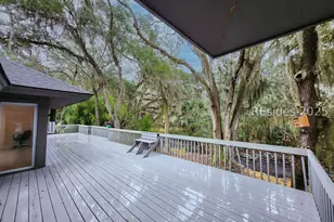 19 Bateau Rd, Hilton Head Island, SC 29928 - Photo 8