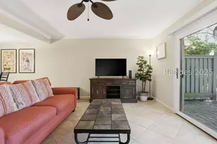 43 Folly Field Rd, Hilton Head Island, SC 29928 - Photo 6