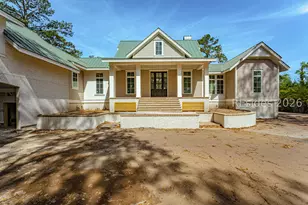 4 Plantation Dr, Hilton Head Island, SC 29928 - Photo 2