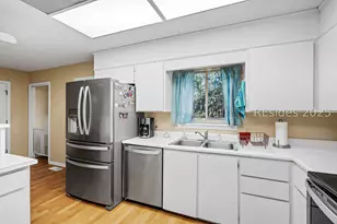 59 Francis Marion Circle, Beaufort, SC 29907 - Photo 12