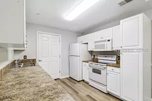4924 Bluffton Pkwy, Bluffton, SC 29910 - Photo 4