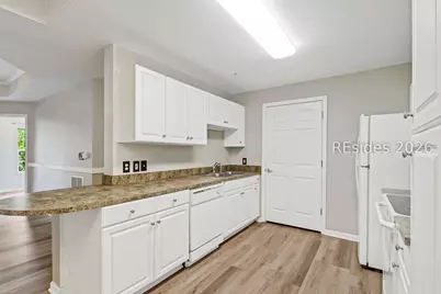 4924 Bluffton Parkway #19-206, Bluffton, SC 29910 - Photo 2