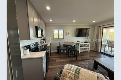 40 E Folly Field Road #C327, Hilton Head Island, SC 29928 - Photo 4