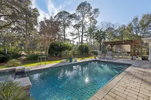 53 Wedgefield Dr, Hilton Head Island, SC 29926 - Photo 2