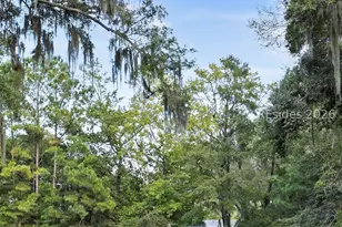 65 River Tree Cir, Bluffton, SC 29910 - Photo 2
