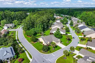 1 Abbotsbury Pl, Bluffton, SC 29910 - Photo 10