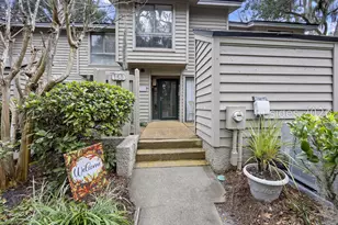 113 Shipyard Dr, Hilton Head Island, SC 29928 - Photo 2