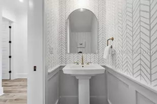 22 River Dr, Beaufort, SC 29907 - Photo 16